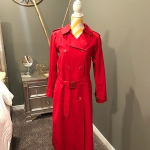 Burberry trench coat !!!